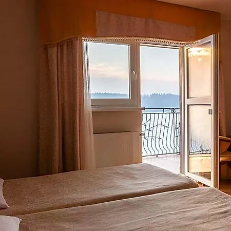 Na Skarpie Hotel 2*